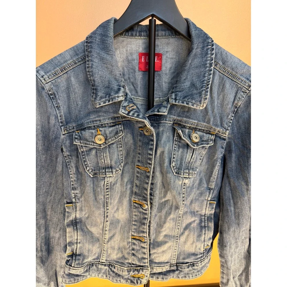 Elle Womens Denim Jacket Medium Wash Blue Button Front‎ Jean Jacket Size L